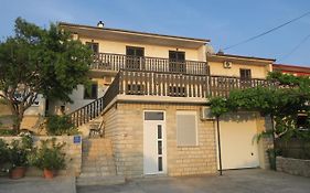 Mesic Apartment