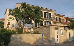 Mesic Apartment